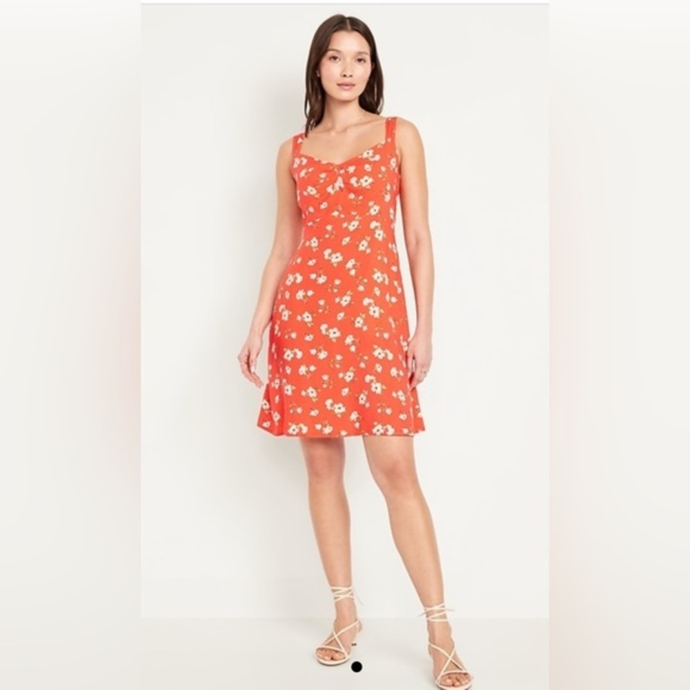 NEW…Old Navy Fit & Flare Floral Dress